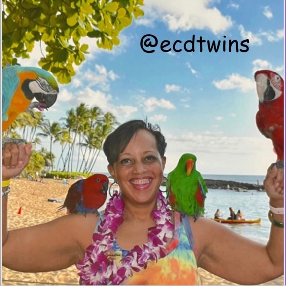 COME AND POSH WITH ME!!! - Picture 3 of 4